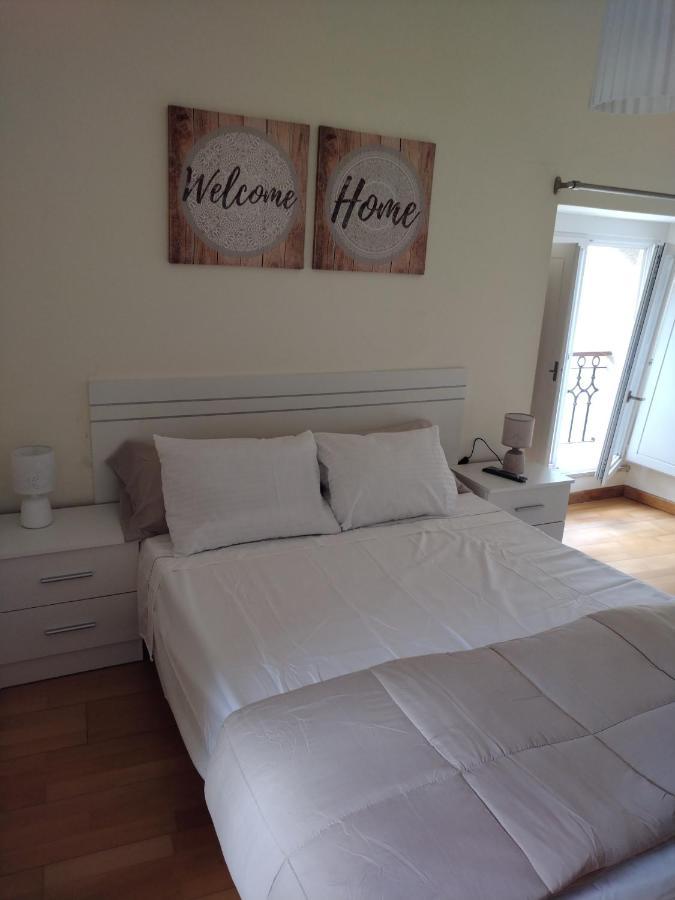 Apartamentos A Parada Do Camino Padrón エクステリア 写真